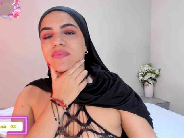 Umarani_ webcam