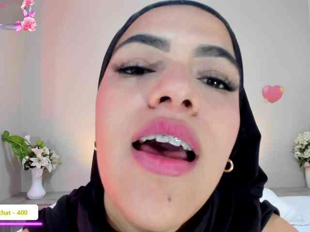 Umarani_ webcam