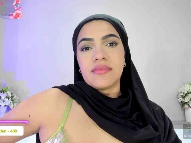 Modella: Umarani_