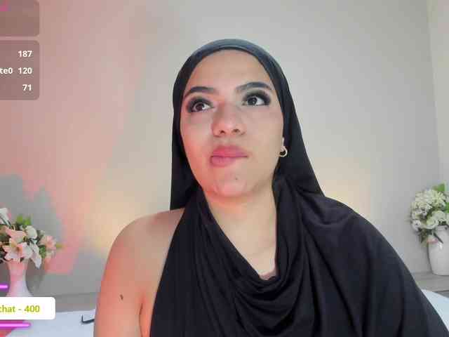 Umarani_ webcam