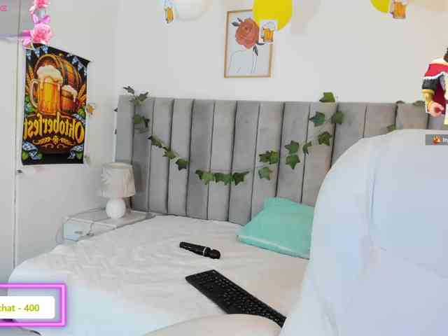 Umarani_ webcam