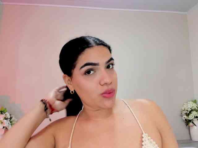 Umarani_ webcam