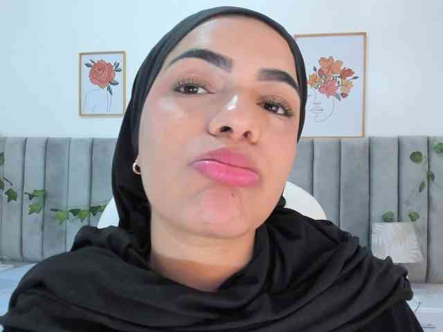 Umarani_ webcam