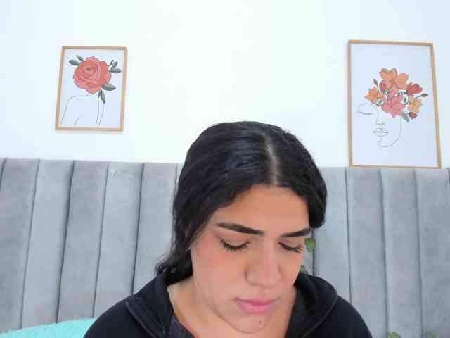 Umarani_ webcam