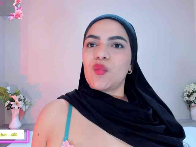 Umarani_ webcam