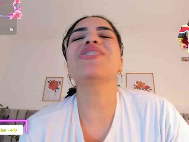 Umarani_ webcam