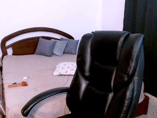 AndreaRaul live cam on BongaCams