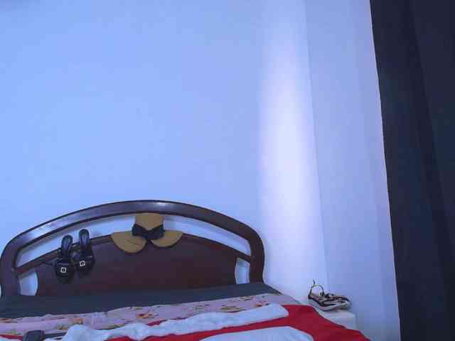 AndreaBigboobs webcam