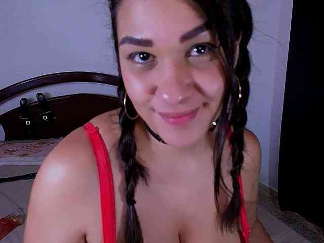 AndreaBigboobs webcam