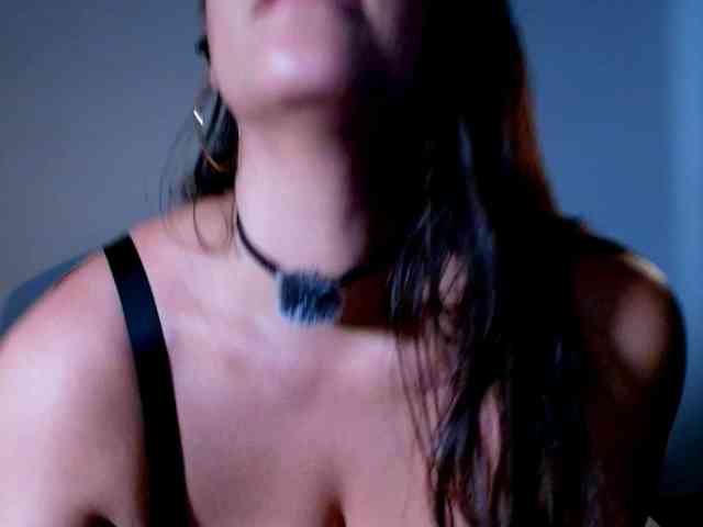 AndreaBigboobs webcam