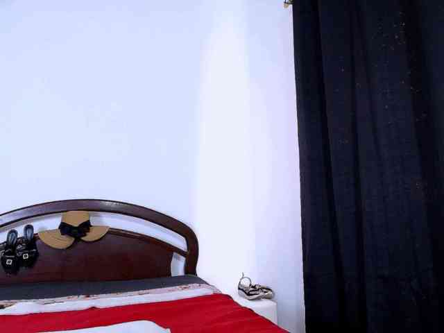AndreaBigboobs webcam