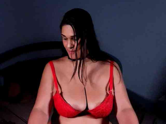 AndreaBigboobs webcam