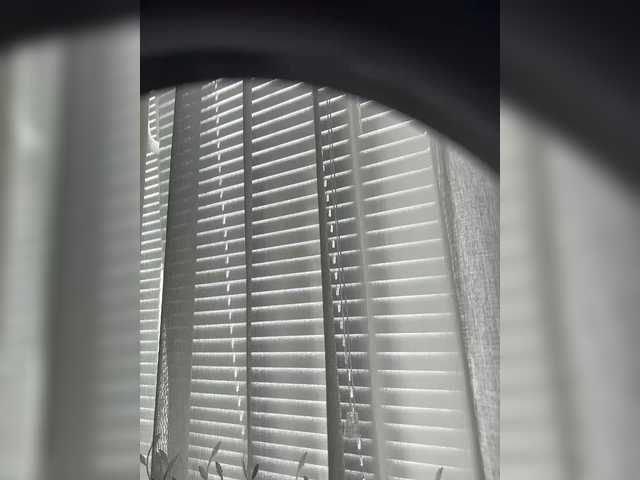 Qwrtuxzy, 28 y/o - Live Cam on BongaCams