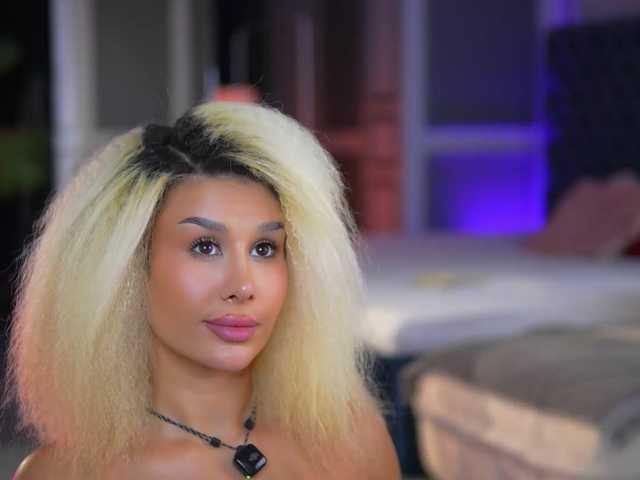 EvaZane live cam on BongaCams