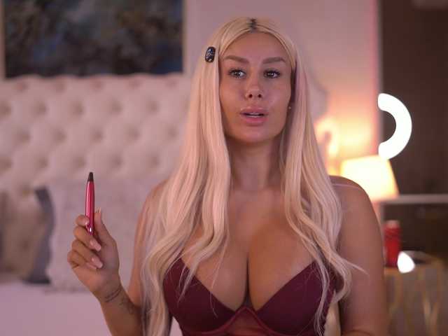 EvaZane live cam on BongaCams