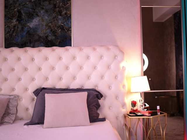 EvaZane live cam on BongaCams