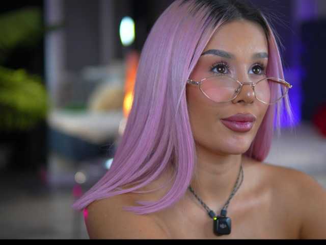 EvaZane, en vivo ahora en BongaCams