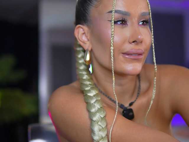 EvaZane live cam on BongaCams