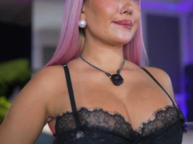 EvaZane live cam on BongaCams