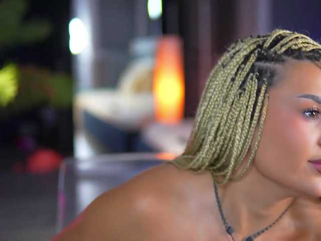 EvaZane live cam on BongaCams