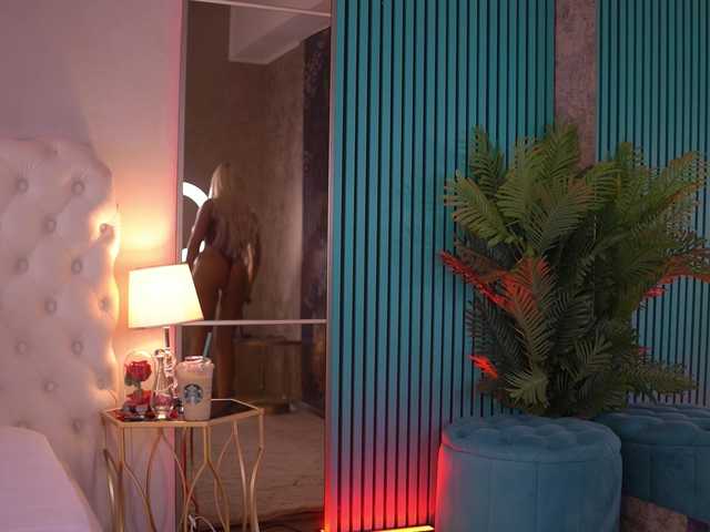 EvaZane live cam on BongaCams