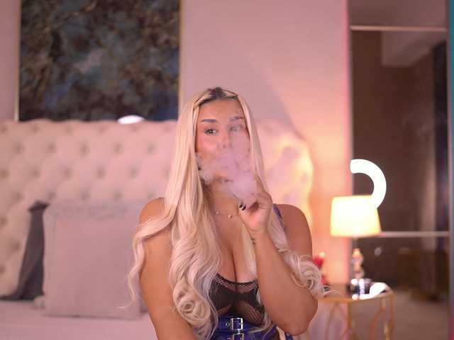 EvaZane live cam on BongaCams