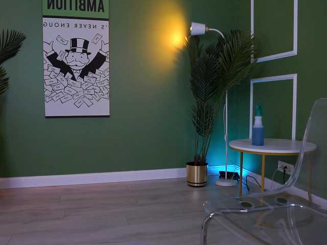 EvaZane's BongaCams show and profile