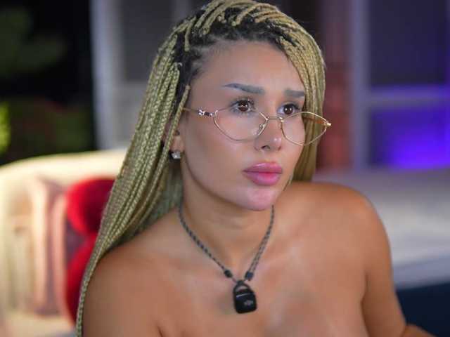 EvaZane live cam on BongaCams