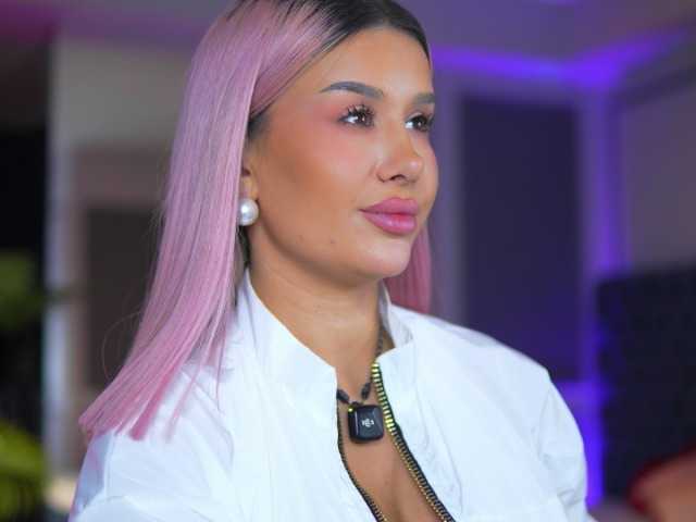 EvaZane live cam on BongaCams