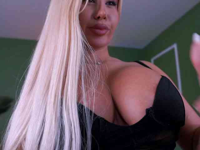 EvaZane webcam