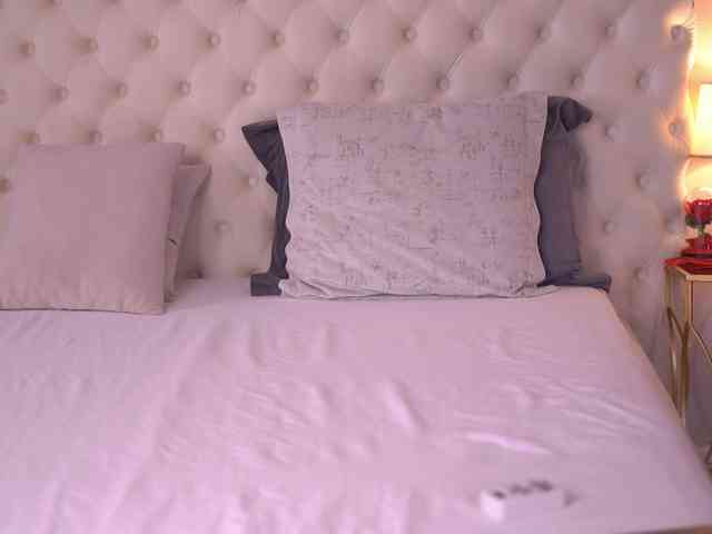 EvaZane webcam
