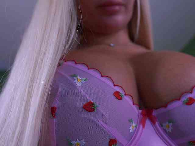 EvaZane webcam