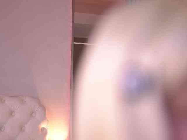 EvaZane webcam