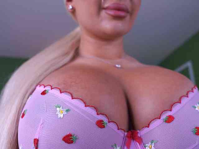 EvaZane webcam