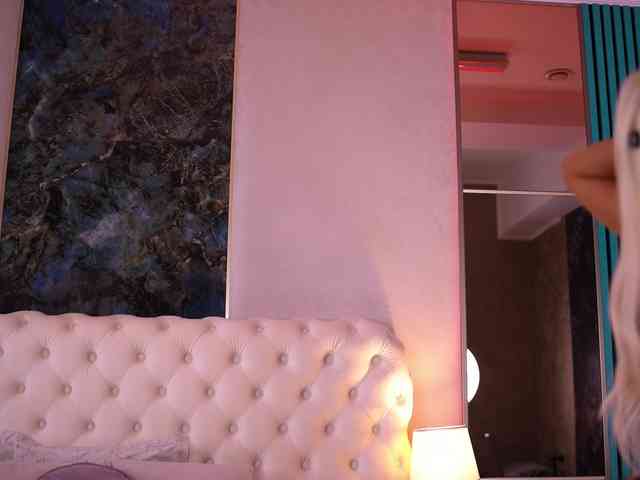 EvaZane webcam