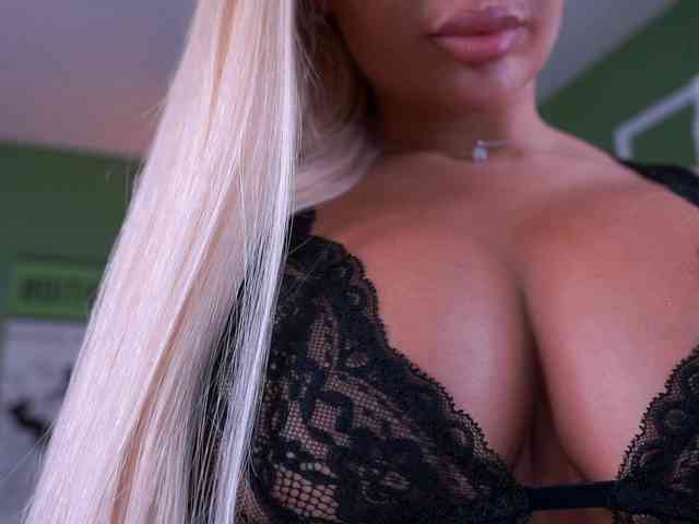 EvaZane webcam
