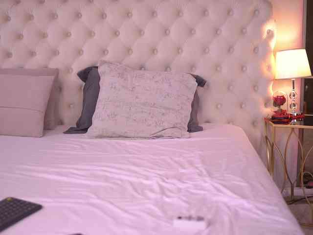EvaZane webcam