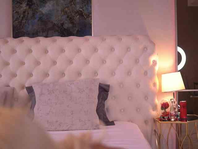 EvaZane webcam