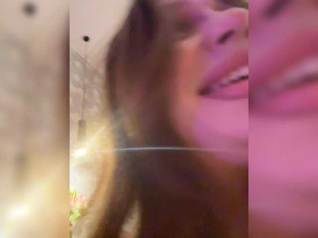 Iiiillllyyyy live cam