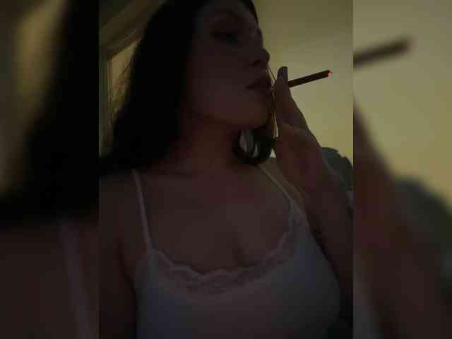 Modelo: Iiiillllyyyy