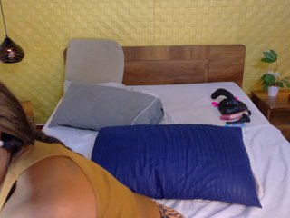 curvynaomhy Porn Show