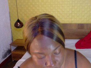 curvynaomhy Porn Show