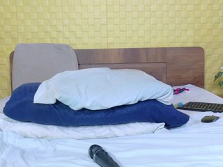 curvynaomhy Porn Show