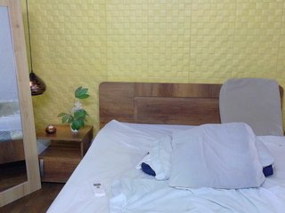 curvynaomhy Porn Show