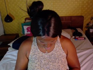 curvynaomhy Porn Show