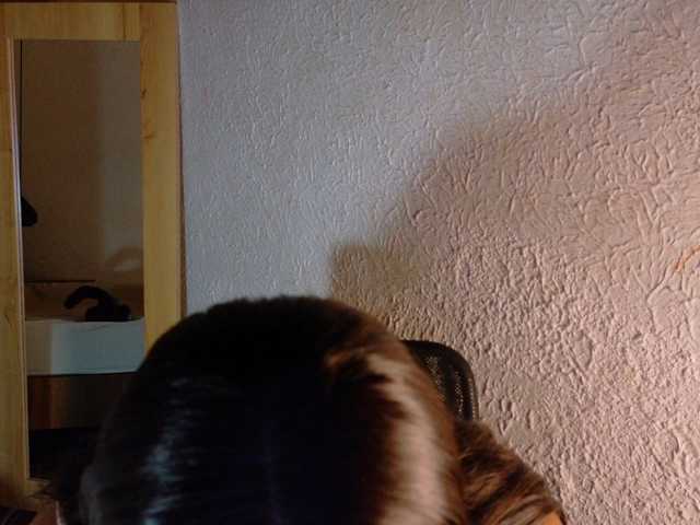 curvynaomhy live cam on BongaCams