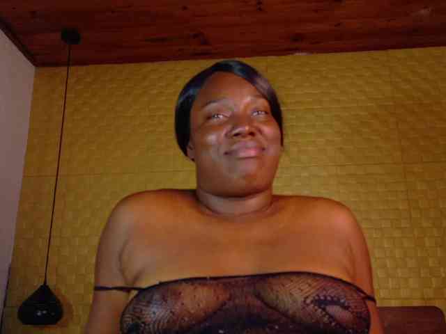 curvynaomhy webcam
