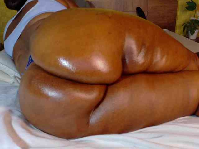 curvynaomhy webcam