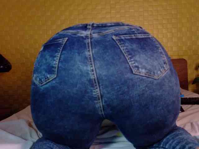 curvynaomhy webcam