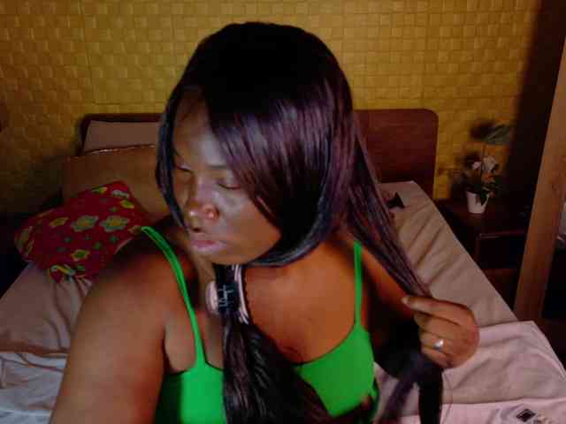 curvynaomhy webcam